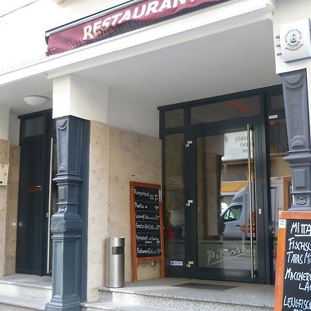 Pension Am Rathaus Хамбург Екстериор снимка